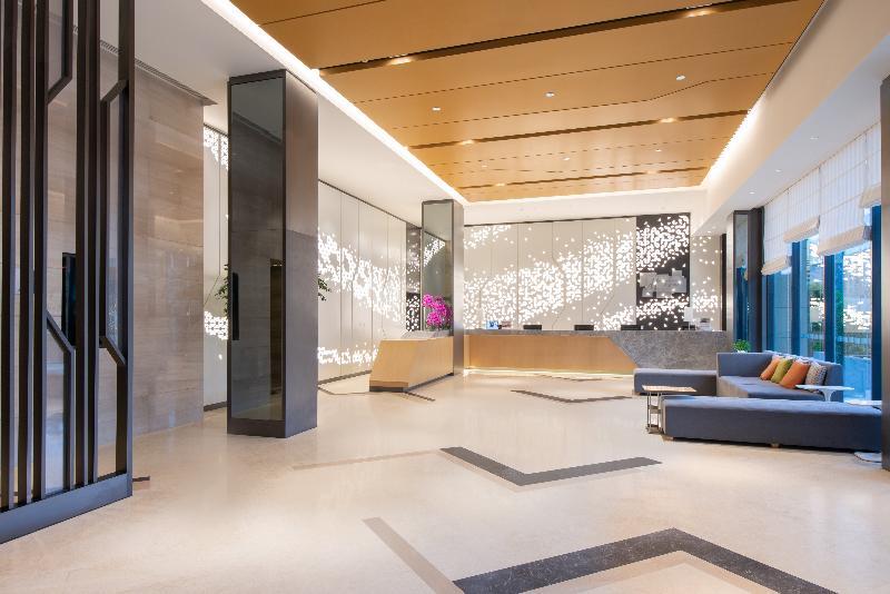 Holiday Inn Express Chengdu Huanhuaxi By Ihg-Near Jinsha Site Musem,Near Wuhou Temple Museum,Welcome Drinks,Free Gym,Free Self-Service Laundry Чэнду Экстерьер фото