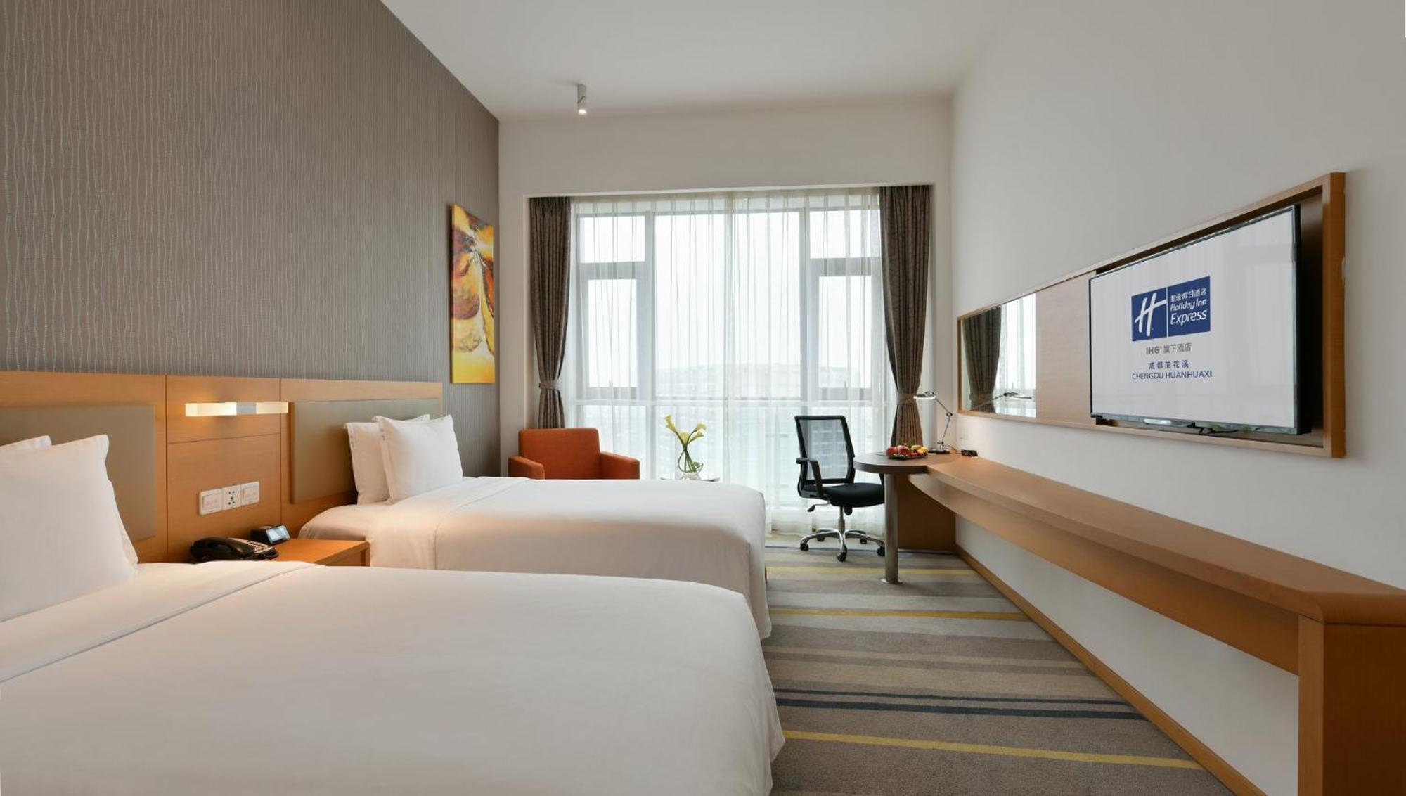 Holiday Inn Express Chengdu Huanhuaxi By Ihg-Near Jinsha Site Musem,Near Wuhou Temple Museum,Welcome Drinks,Free Gym,Free Self-Service Laundry Чэнду Экстерьер фото