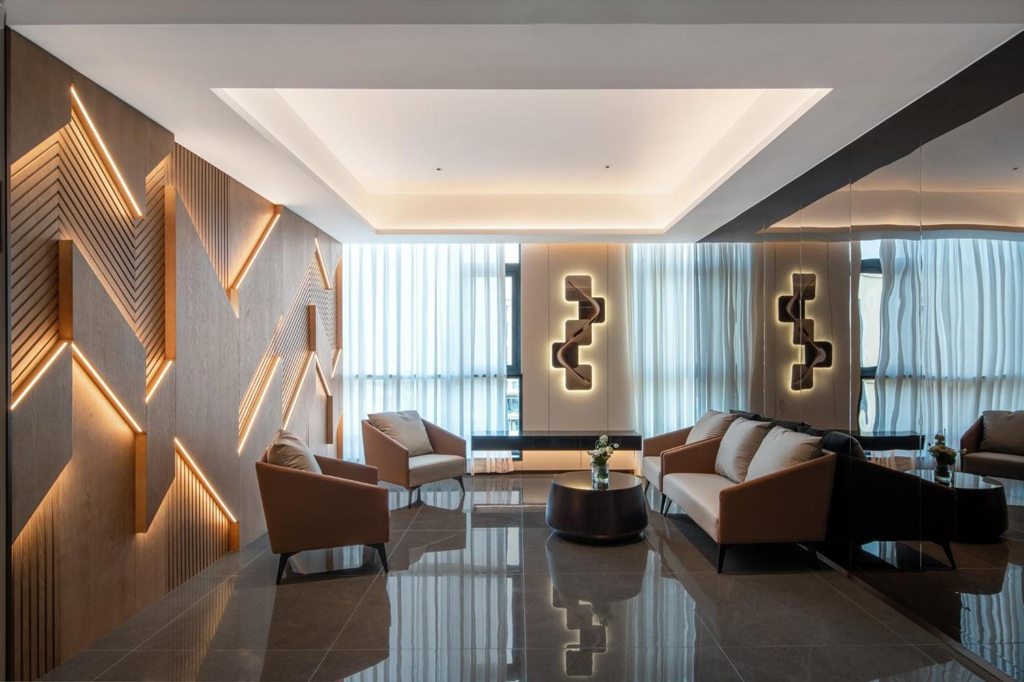 Holiday Inn Express Chengdu Huanhuaxi By Ihg-Near Jinsha Site Musem,Near Wuhou Temple Museum,Welcome Drinks,Free Gym,Free Self-Service Laundry Чэнду Экстерьер фото