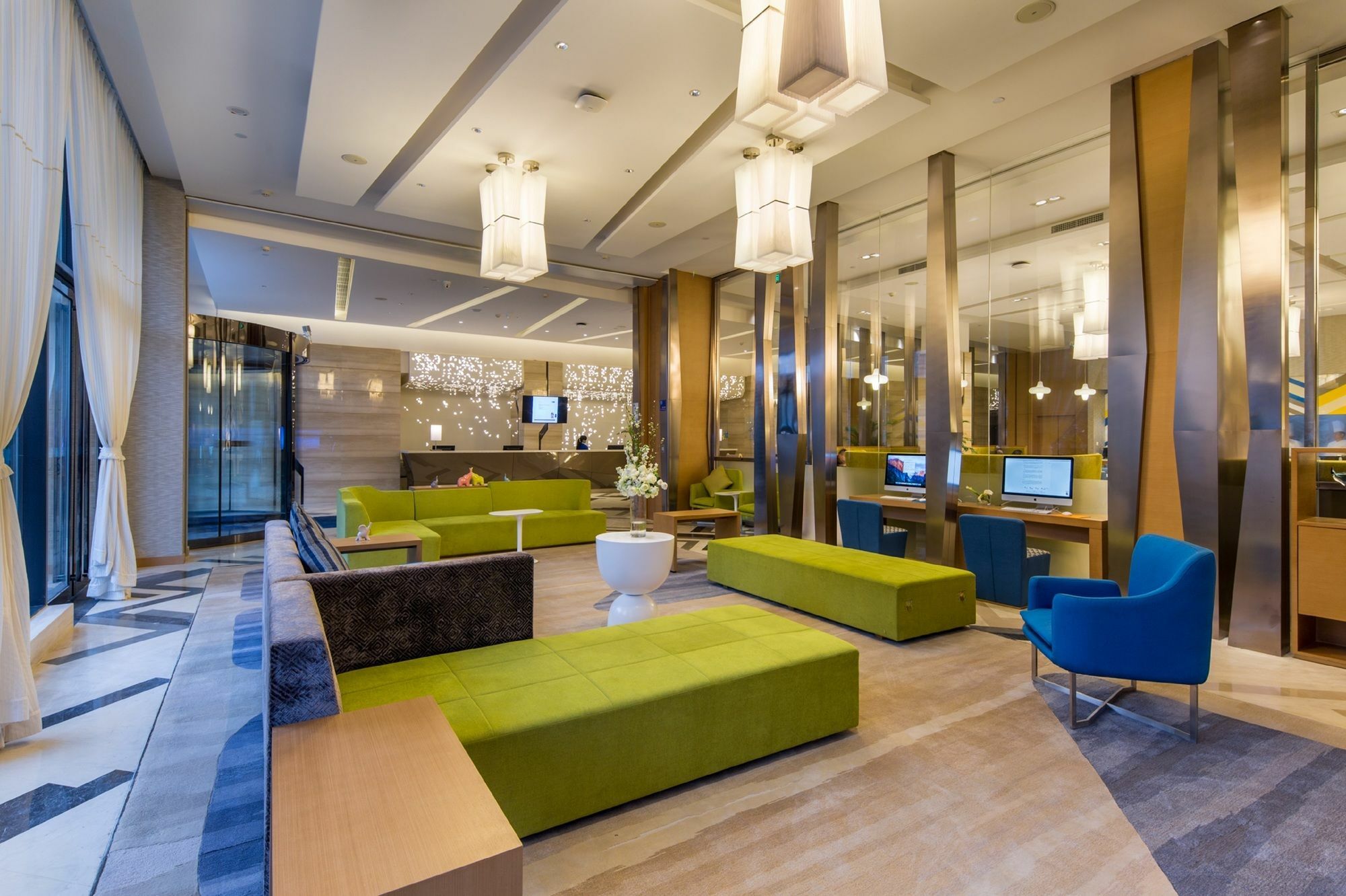 Holiday Inn Express Chengdu Huanhuaxi By Ihg-Near Jinsha Site Musem,Near Wuhou Temple Museum,Welcome Drinks,Free Gym,Free Self-Service Laundry Чэнду Экстерьер фото